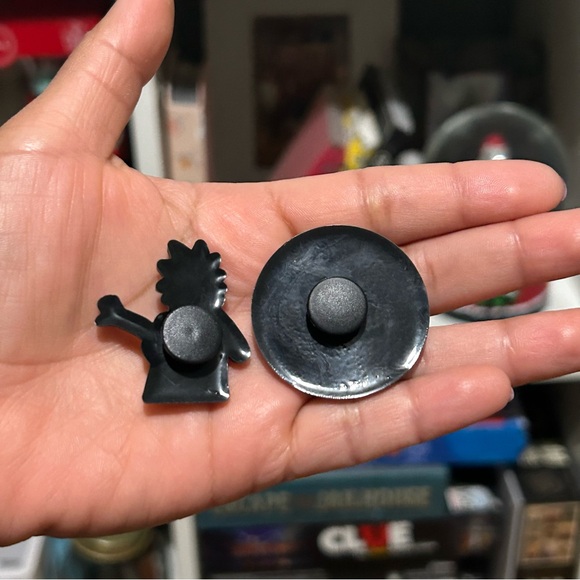 Rick and Morty Croc Charms (2pcs) - Picture 2 of 3